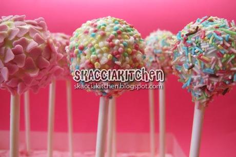 Pink Cake Pops