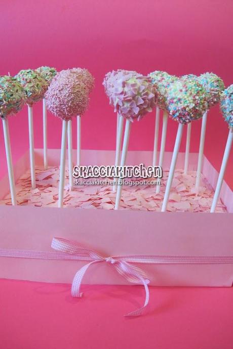 Pink Cake Pops