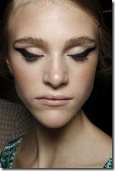 Jonathan-20Saunder-20-P-E-2012-04_gossipGalleryDetail