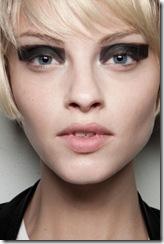 Emporio-20Armani-P-E-2012-05_gossipGalleryDetail