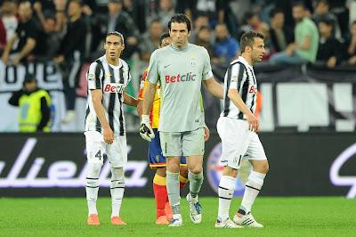 Juventus-Lecce 1-1, un errore di Buffon riaccende le speranze del Milan