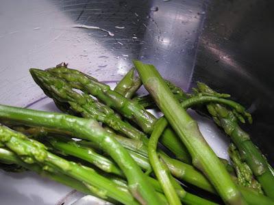 Plum cake agli asparagi e ..zabaione sempre con gli asparagi!!