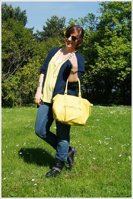 Look of the Day: Be Yellow