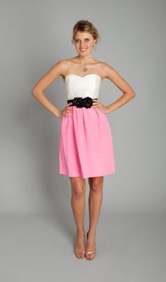 COREN MOORE.. una donna ed un vestito