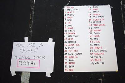 You are a Queen, so please, look Royal! SS 2011 Ter et Bantine You are a Queen, so please, look Royal! SS 2011 Ter et Bantine