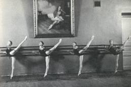 ѕтσяια ∂єℓℓα ∂αиzα ¢ℓαѕѕι¢α