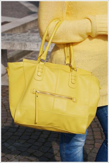 Look of the day: Trendy yellow