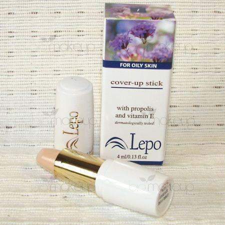 Lepo: linea make-up pelli grasse