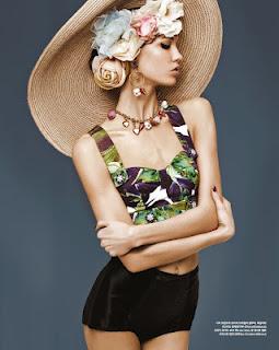 Karlie Kloss in Dolce & Gabbana su Vogue Korea