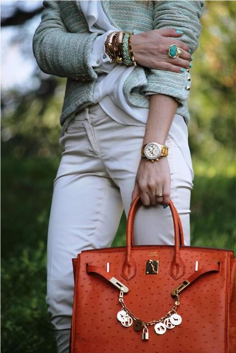 GREEN AND ORANGE OUTFIT