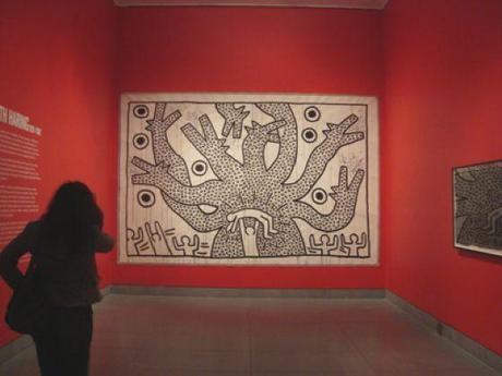 PATTERNS NELLE STRAORDINARIE OPERE DI KEITH HARING IN MOSTRA AL BROOKLYN MUSEUM DI NEW YORK