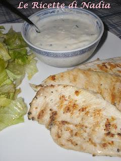 Pollo alla Piastra con Salsa Allo Yogurt