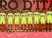 Giro d’Italia 2012: nuova maglia Farnese-Selle Italia