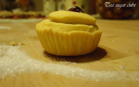 Pasticcini ripieni di crema alla nocciola – Hazelnut cream pastries
