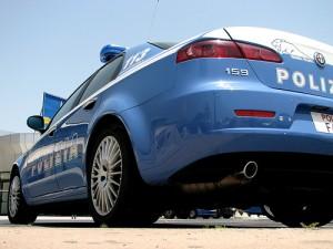 Irrompe in studio notarile e minaccia clienti fermato dalla Polizia