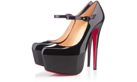 Louboutin ha esaudito il nostro desiderio: apre lo boutique online!