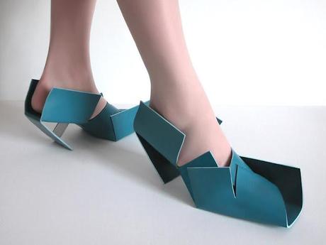 EXTRAORDINARY SHOES!