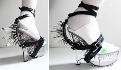 EXTRAORDINARY SHOES!