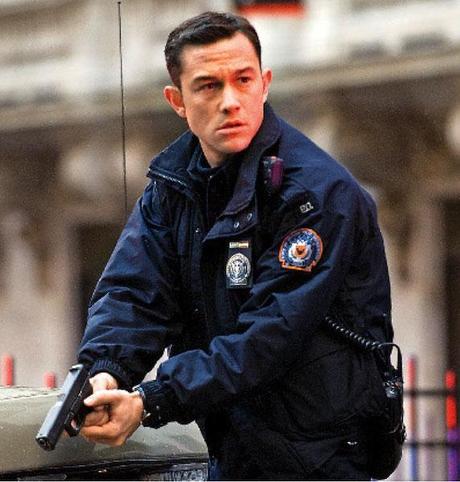 IL CAVALIERE OSCURO 3 TAGLI DI CAPELLI DEGLI ATTORI CHRISTIAN BALE HANNE HATHAWAY NEL RUOLO DI BATMAN E CATWOMAN