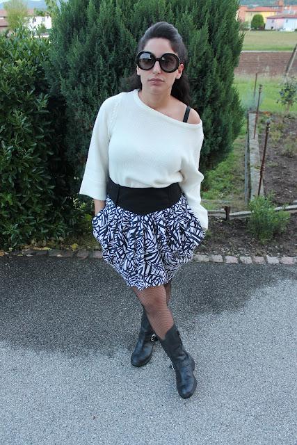 Outfit: Noir et blanc en couleurs