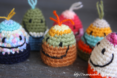 Mostri scalda ovetto – Monster Egg Cozy