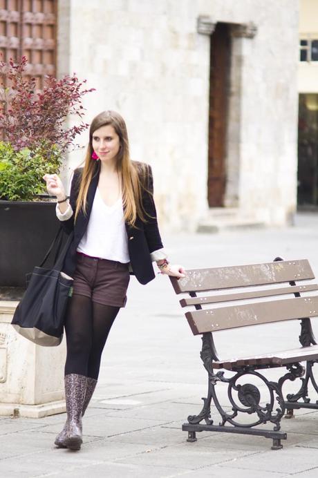 Is it raining.. or not?