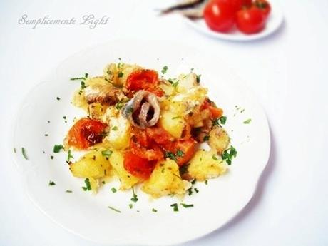 Tortino di patate,pomodorini e acciughe