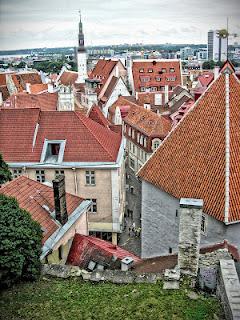 Tallinn, Estonia, 3000 km a Nord Est