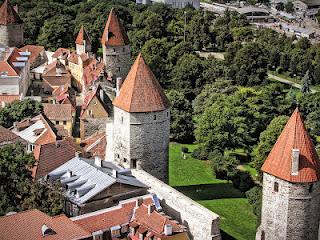 Tallinn, Estonia, 3000 km a Nord Est