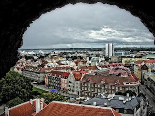 Tallinn, Estonia, 3000 km a Nord Est