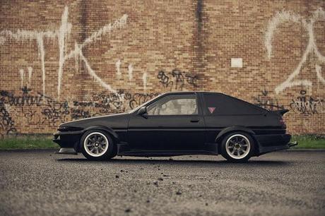 Trueno AE86 Sr20 Swap