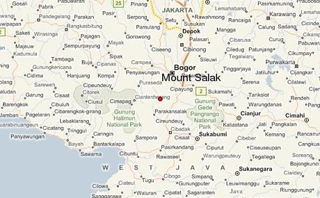 Anche due italiani a bordo del superjet Sukhoi 100 scomparso dai radar a Giacarta