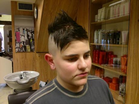 TAGLIO CAPELLI CRESTA GRANDE UNDERGROUND and BAD VICTIM 2012 BY FRANCESCO CILIDONIO