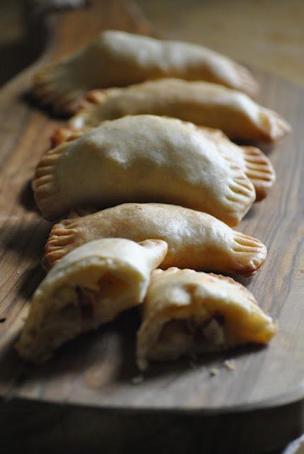 Raviole con pomodori secchi e patate: per sentirmi a casa!