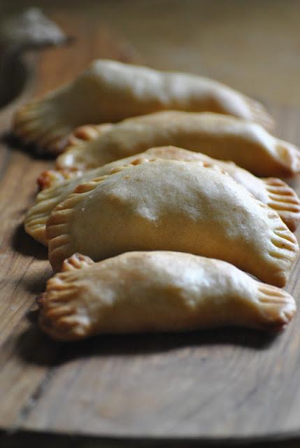 Raviole con pomodori secchi e patate: per sentirmi a casa!