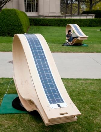 Soft rocker: il dondolo a energia solare