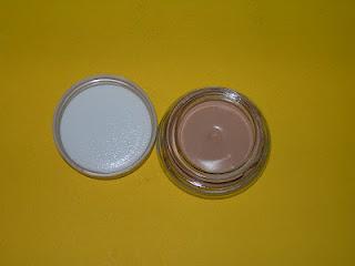 Review: Essence Soft Touch Mousse Make-Up