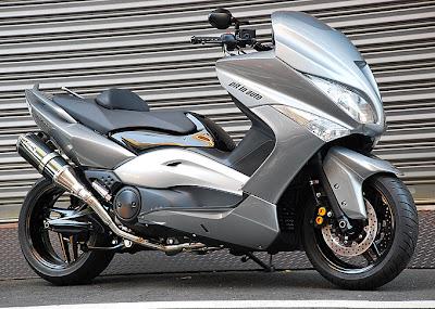 Yamaha TMax 500 by Pit in Auto