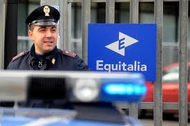 EQUITALIA: Manifestazione a Napoli, scontri con polizia