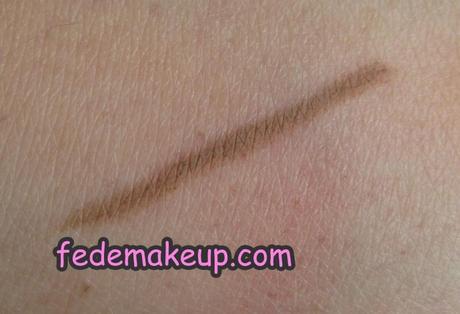 Review Avon Glimmerstick Brown Definer colore Blonde