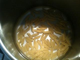 PASTA IN PENTOLA A PRESSIONE: PENNE CORTE RIGATE BURRO E PARMIGIANO