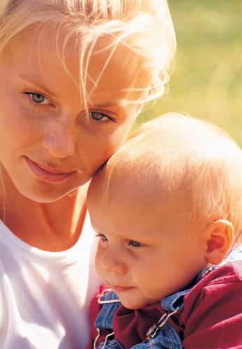 Il cuore di una madre è un abisso in fondo al quale si trova sempre un perdono.