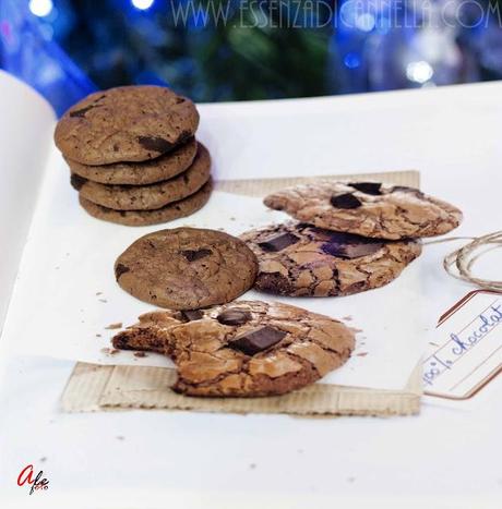 100% chocolate cookies