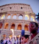 Roma/ Spento il Colosseo. Solidarietà per i cristiani vittime di discriminazione e persecuzione