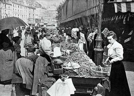 Rue Mouffetard - the great food market in Latin Quarter, Paris