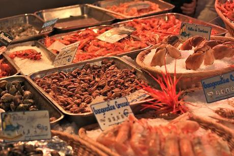 Rue Mouffetard - the great food market in Latin Quarter, Paris