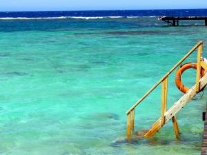 Scaletta sul pontile, Marsa Alam, Egitto