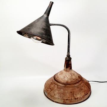 OLD VINTAGE LAMP