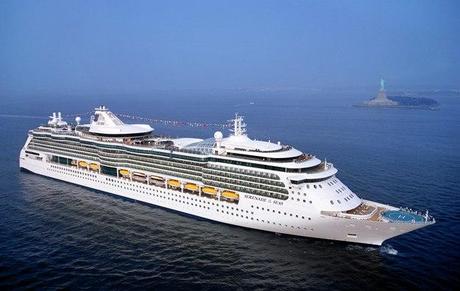 Royal Caribbean: Serenade of the Seas approda a Salerno