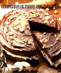 Torta alle nocciole